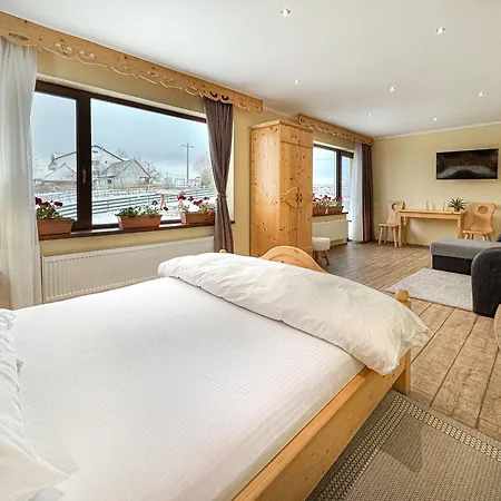 Transylvanian Views Lodge *